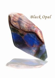 Bild: Edelsteinseife  Schwarzer Opal